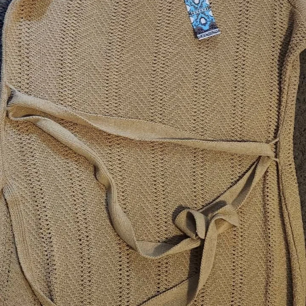 Boohoo Plus Textured Tan Sweater - Picture 6 of 16
